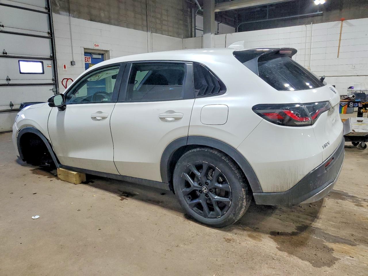2024 HONDA HR-V SPORT photo 2