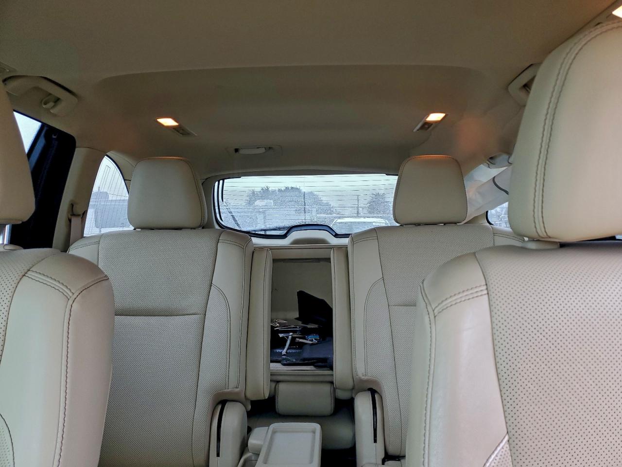 2018 TOYOTA HIGHLANDER LIMITED photo 10