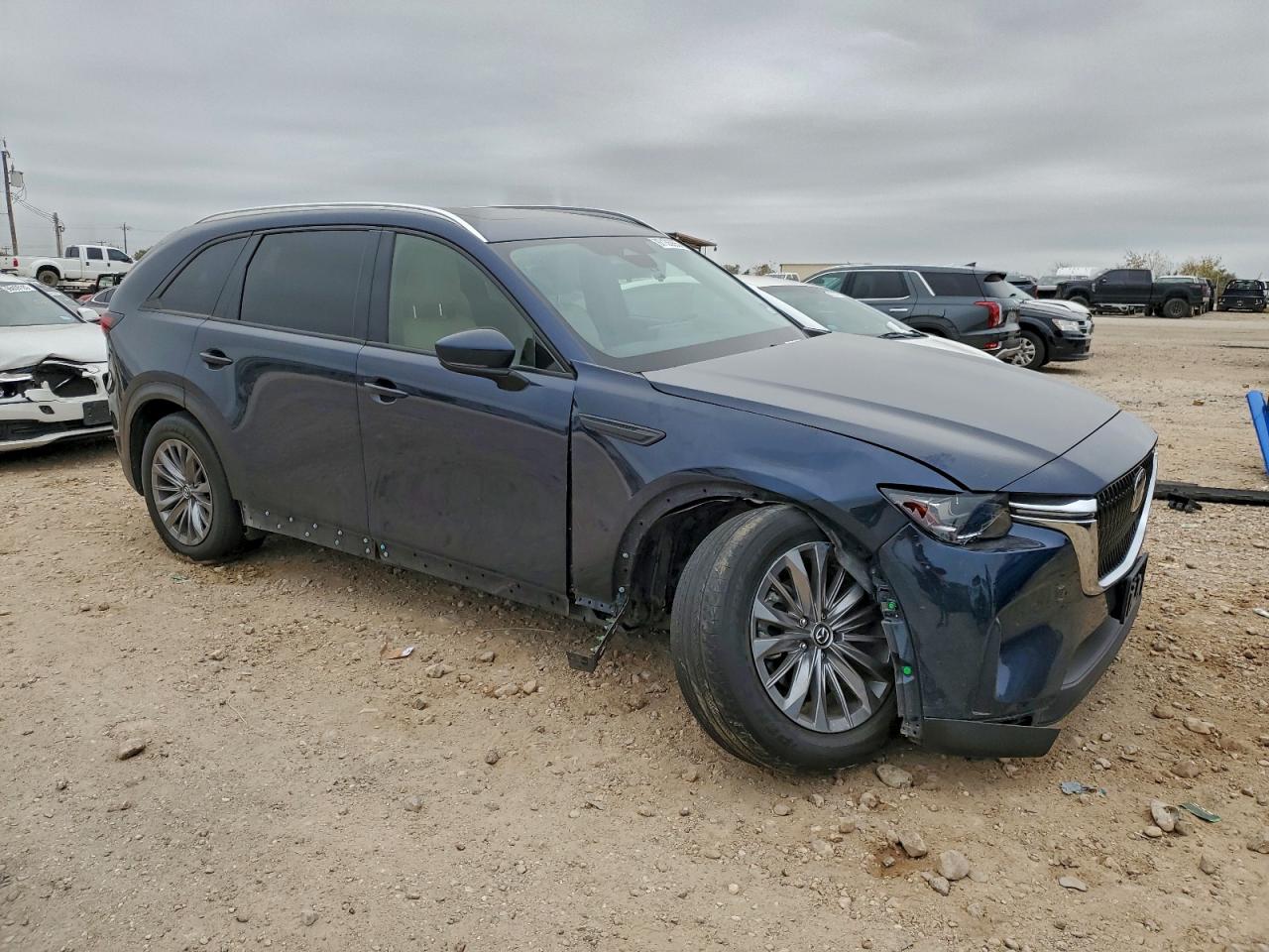 2024 MAZDA CX-90 PREFERRED photo 4