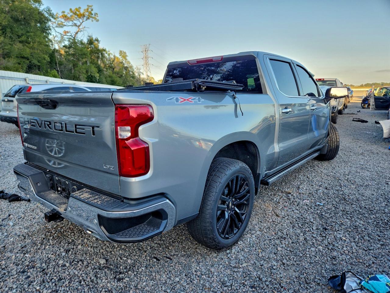 2024 CHEVROLET SILVERADO K1500 LTZ photo 3