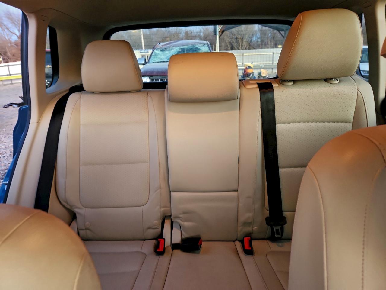 2017 VOLKSWAGEN TIGUAN S photo 10