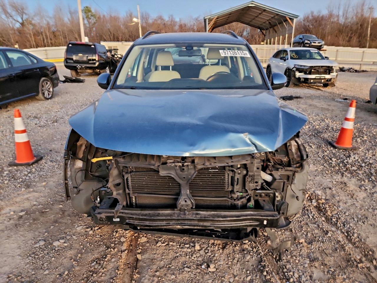 2017 VOLKSWAGEN TIGUAN S photo 5