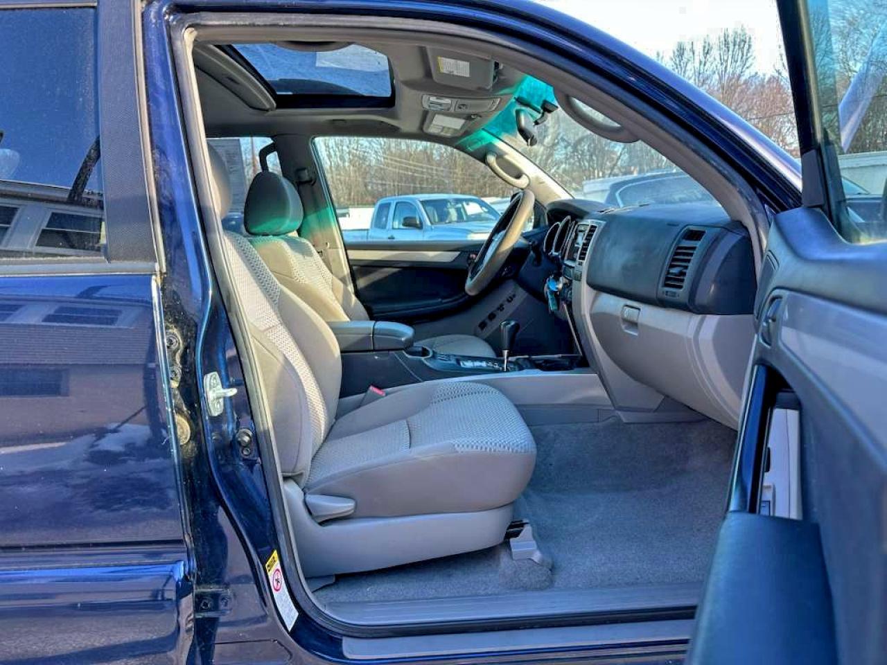 2008 TOYOTA 4RUNNER SR5 photo 8