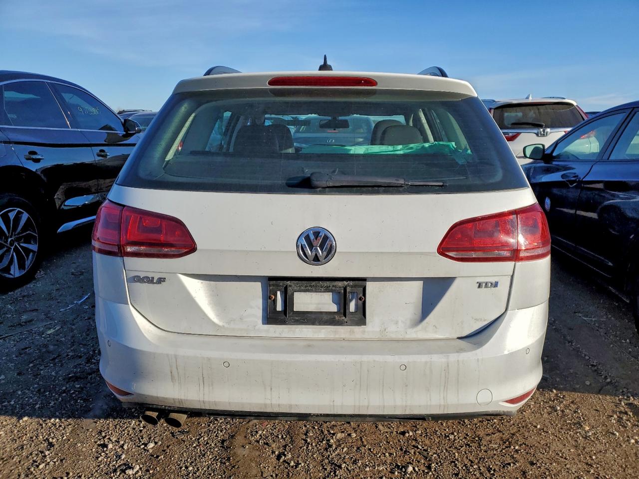 2015 VOLKSWAGEN GOLF SPORTWAGEN TDI S photo 6