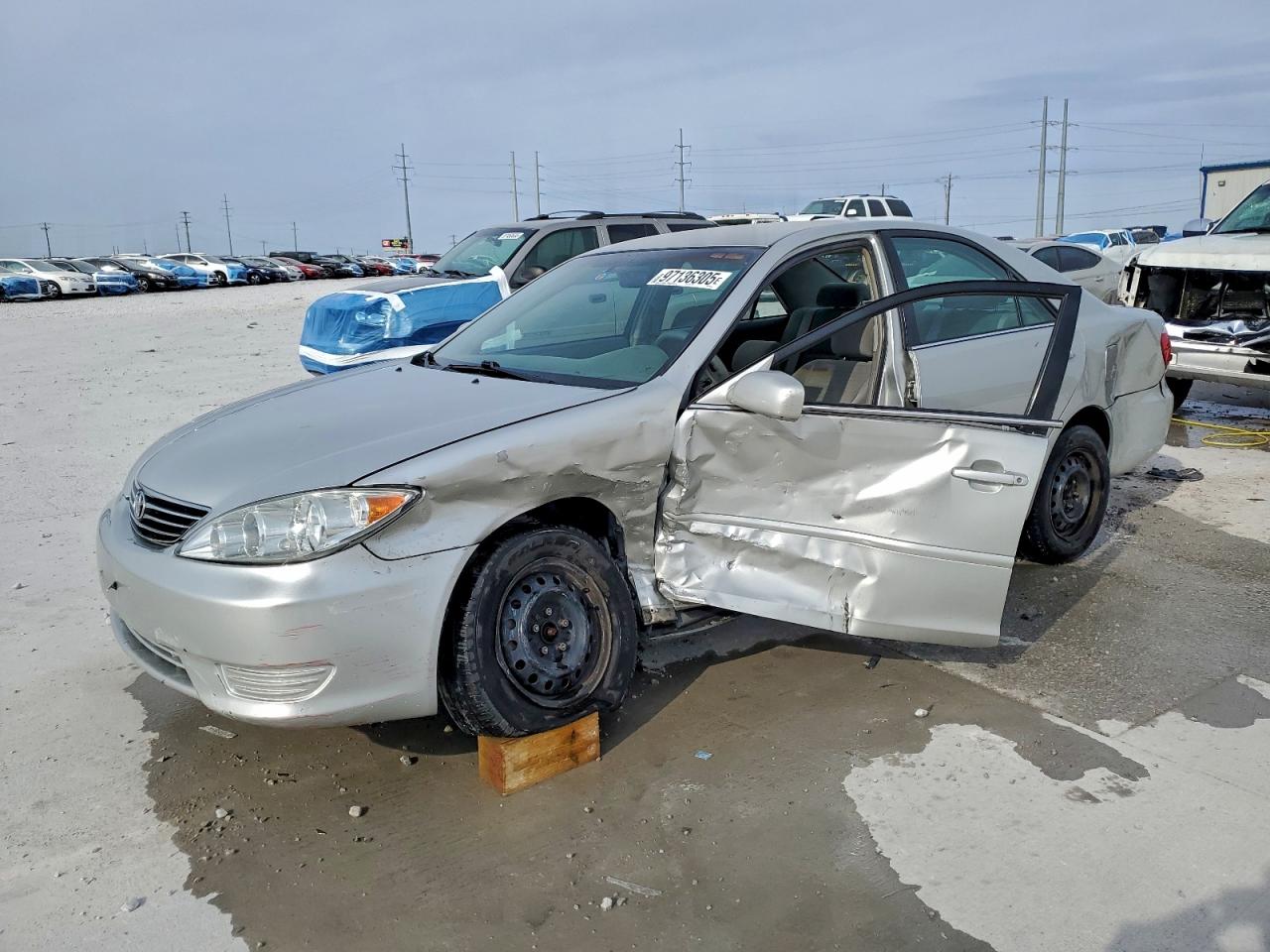 2005 TOYOTA CAMRY