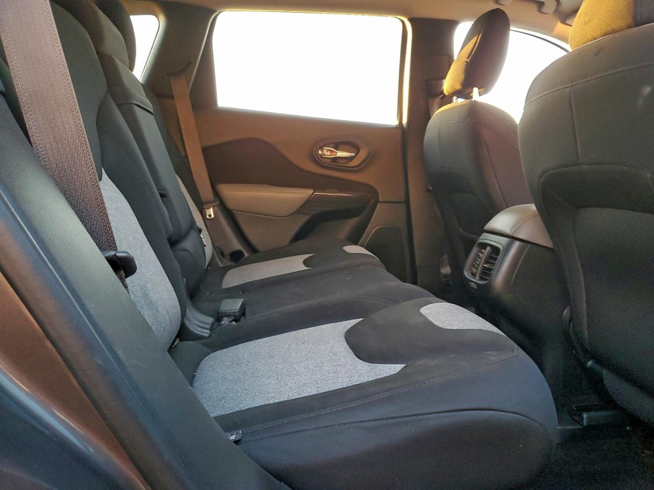 2014 JEEP CHEROKEE LATITUDE photo 21