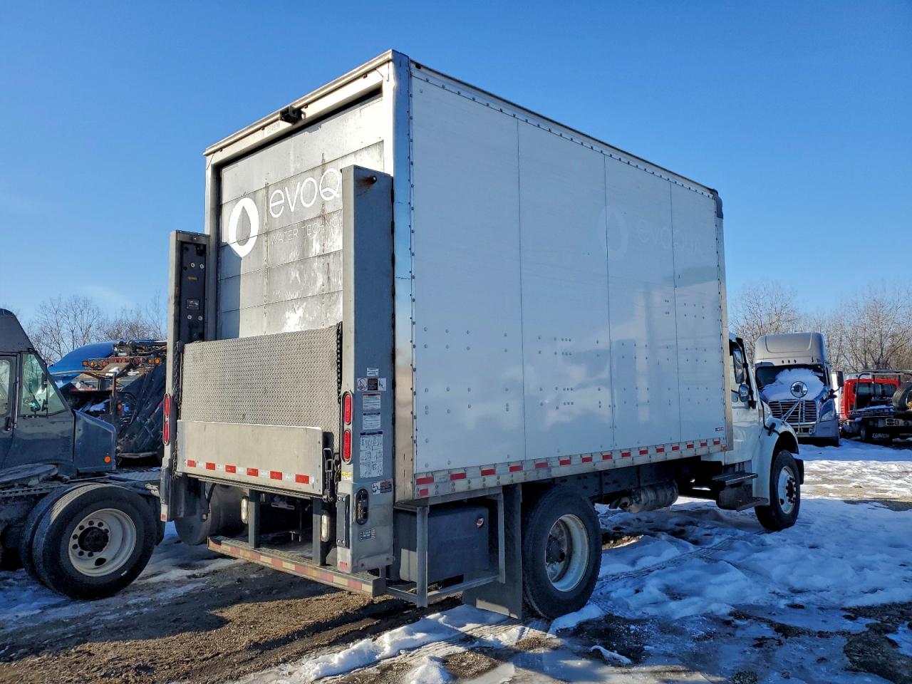 2019 FREIGHTLINER BUSINESS CLASS M2 BOX TRUCK photo 4