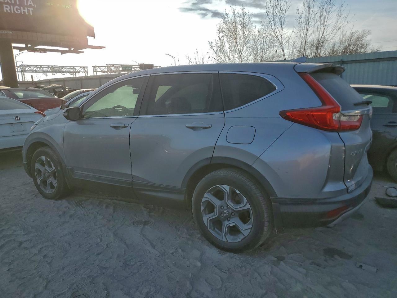 2018 HONDA CR-V EXL photo 2