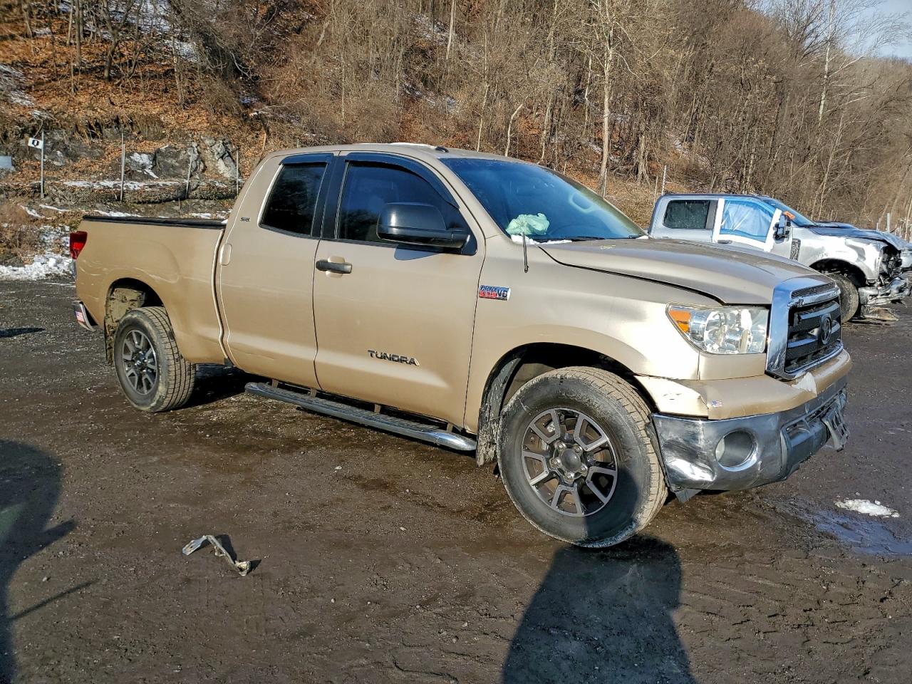 2010 TOYOTA TUNDRA DOUBLE CAB SR5 photo 4