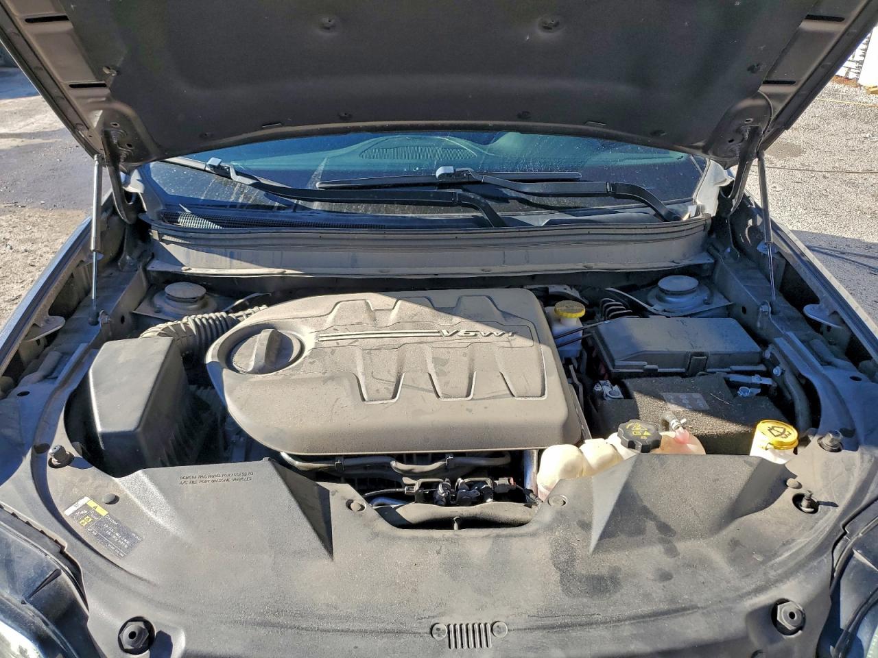 2021 JEEP CHEROKEE LATITUDE LUX photo 12