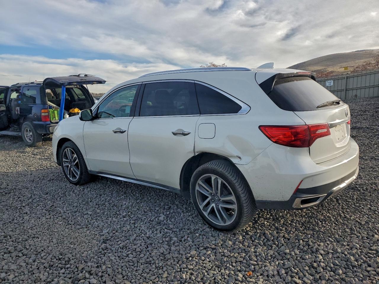 2017 ACURA MDX ADVANCE photo 4