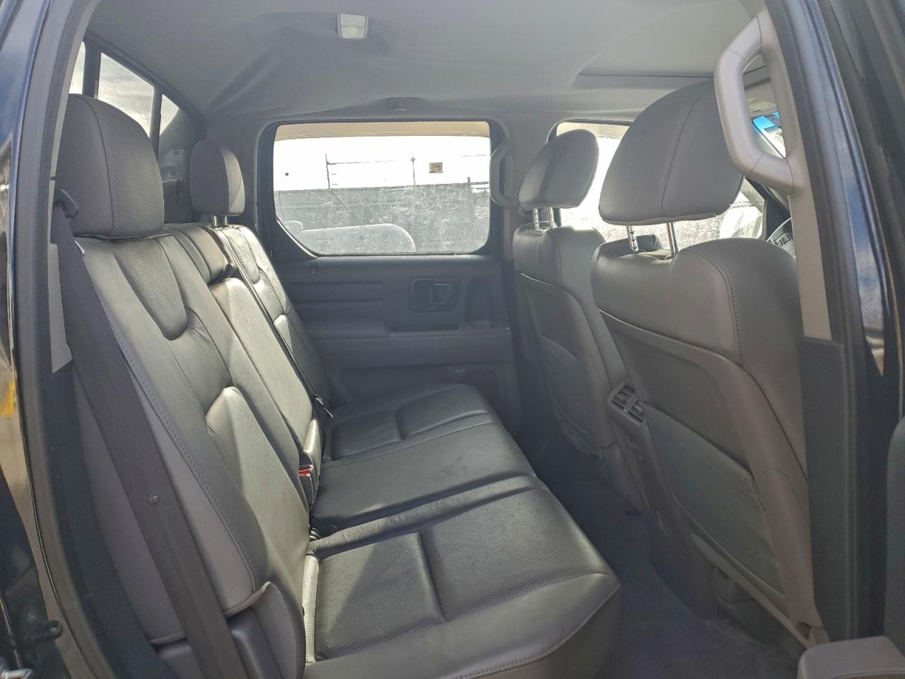2011 HONDA RIDGELINE RTL photo 10