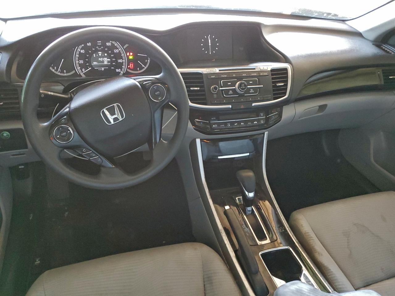 2017 HONDA ACCORD LX photo 8