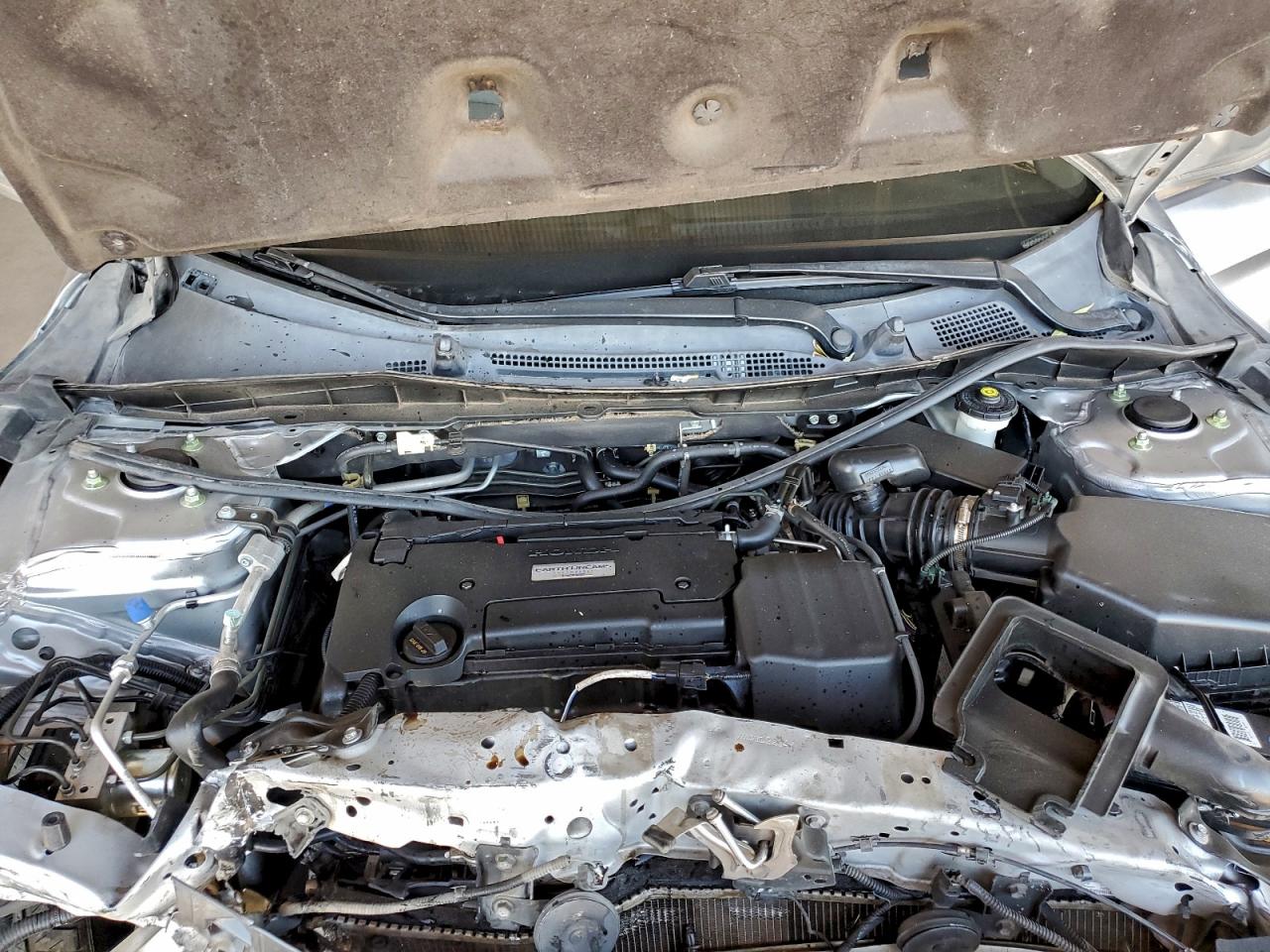 2017 HONDA ACCORD LX photo 11