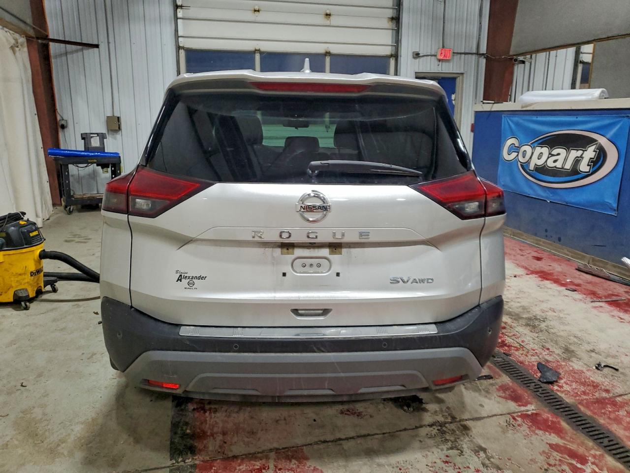 2021 NISSAN ROGUE SV photo 6