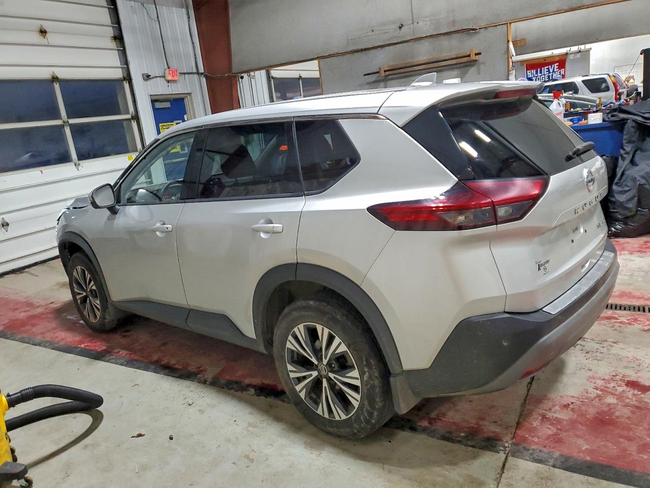 2021 NISSAN ROGUE SV photo 2