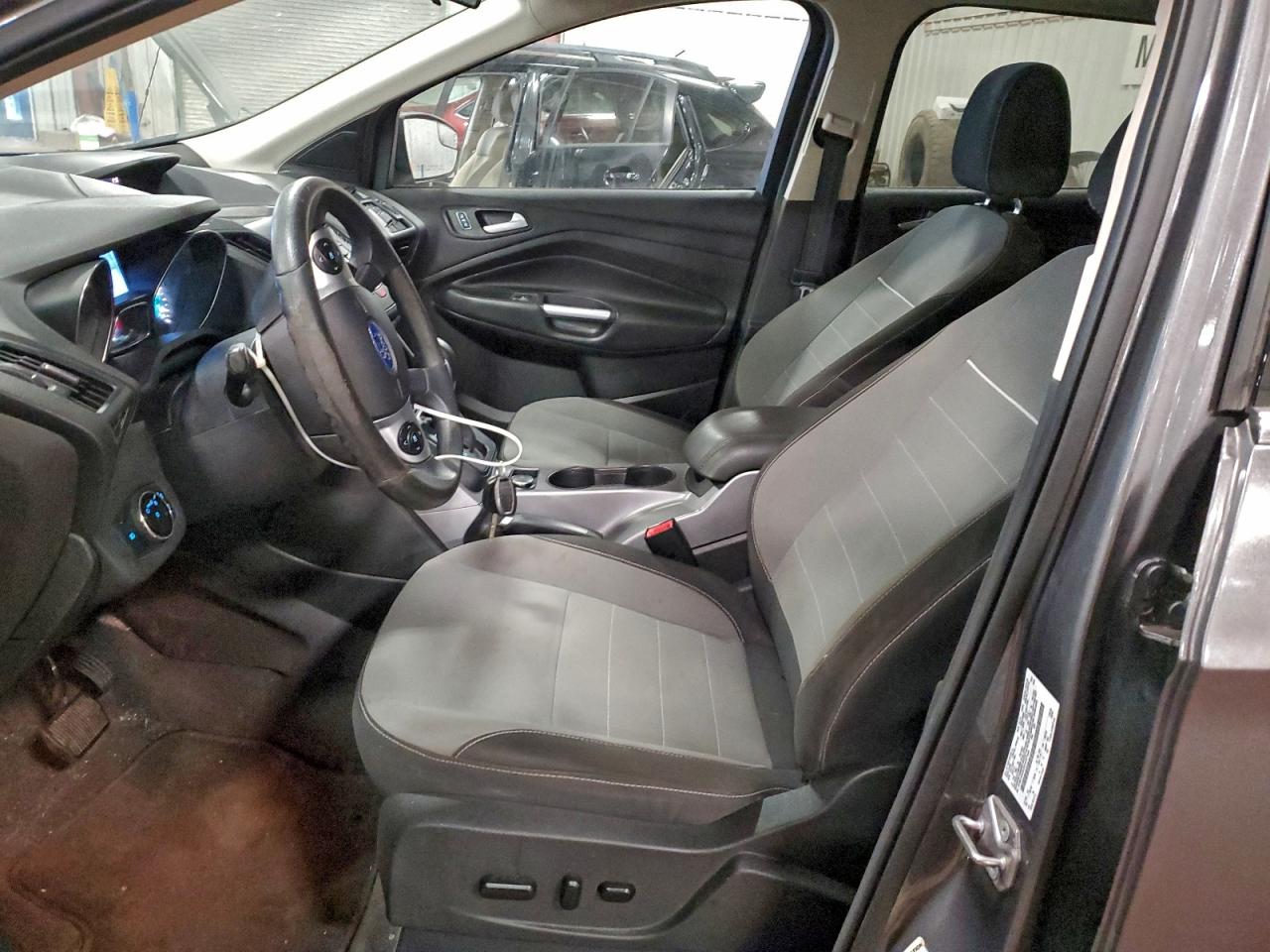 2014 FORD ESCAPE SE photo 7