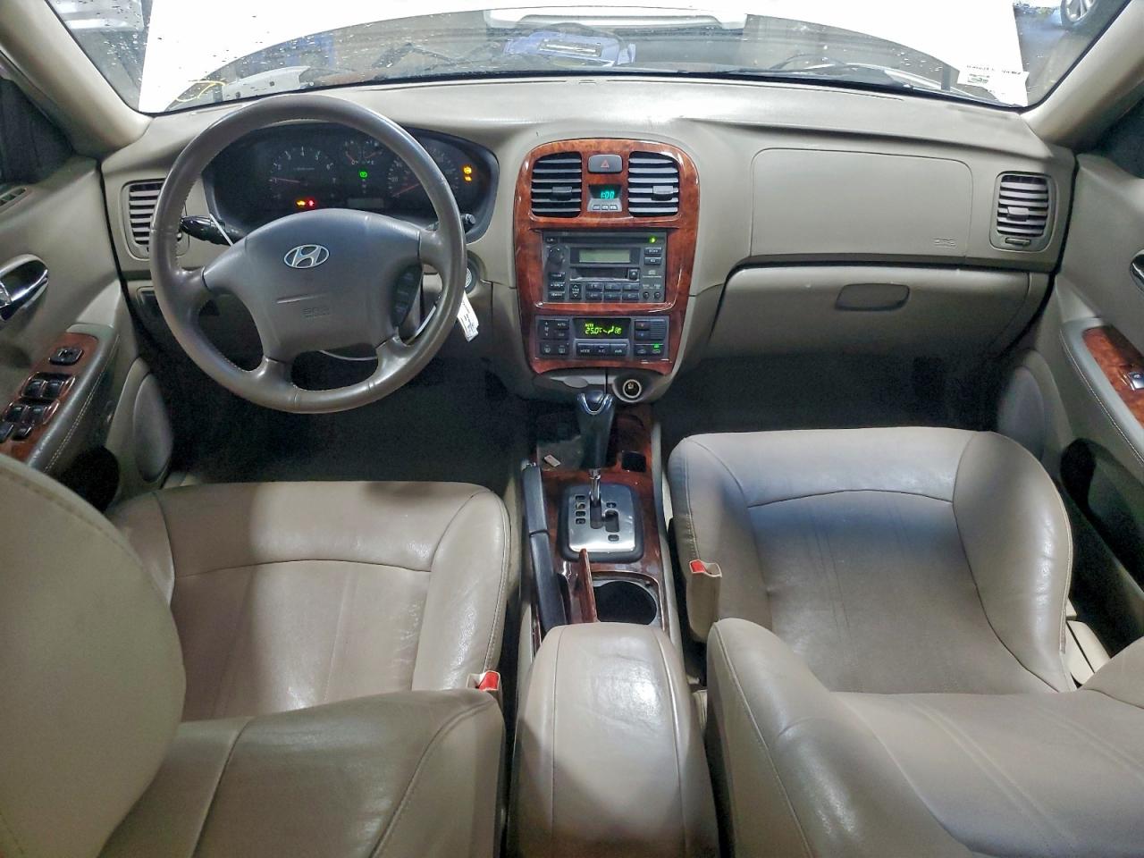2002 HYUNDAI SONATA GLS photo 8