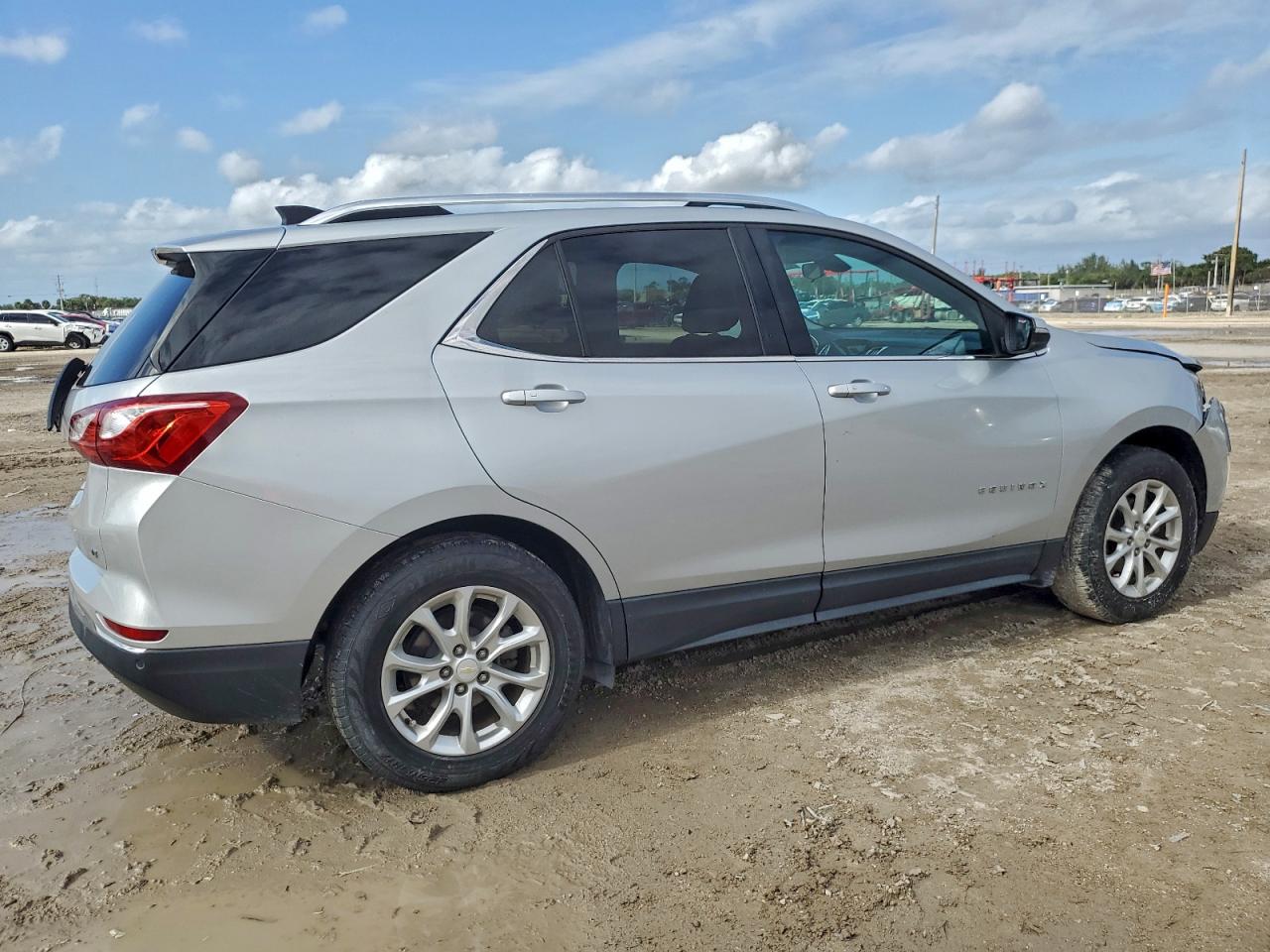 2018 CHEVROLET EQUINOX LT photo 5