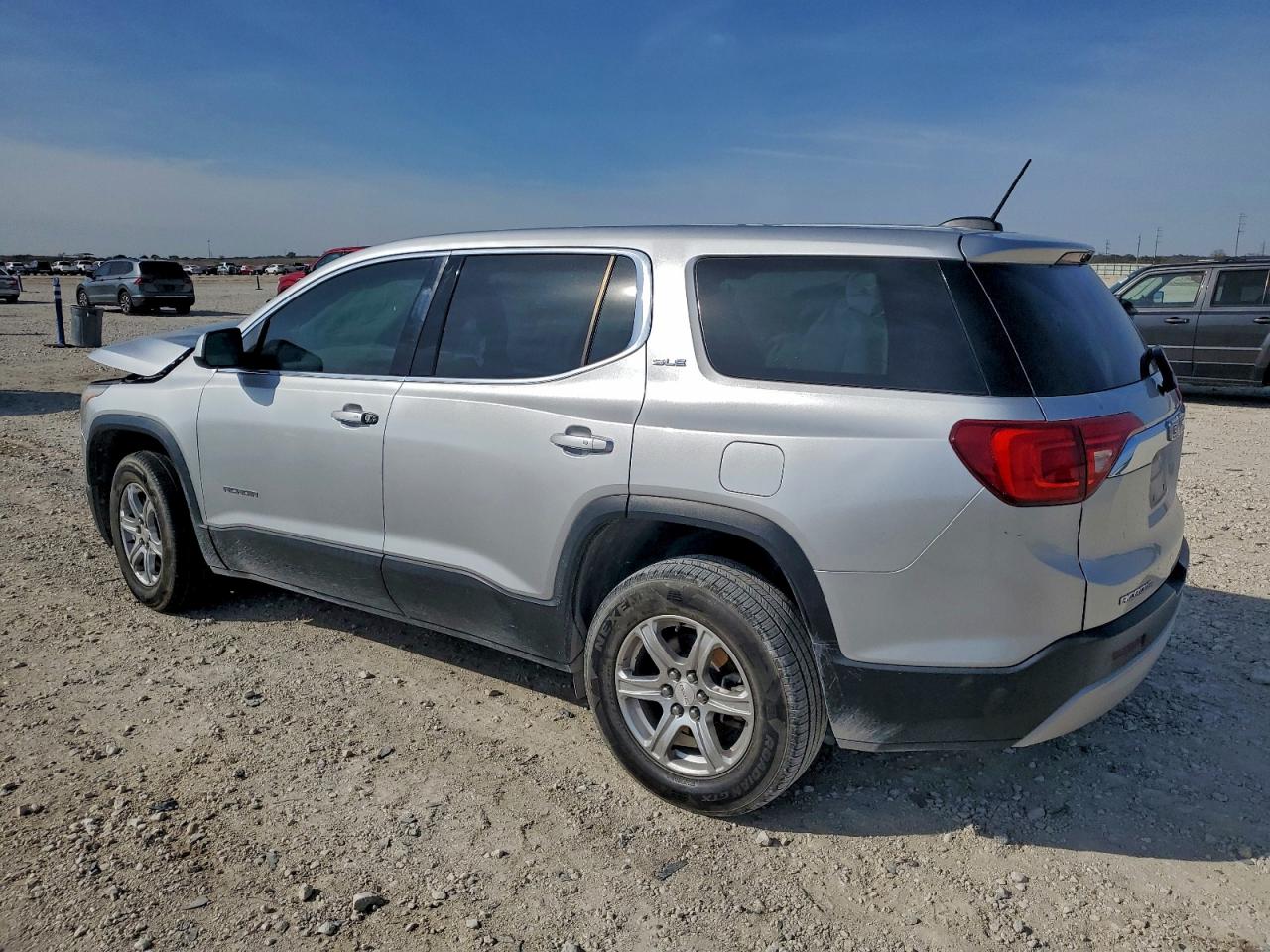 2019 GMC ACADIA SLE photo 3