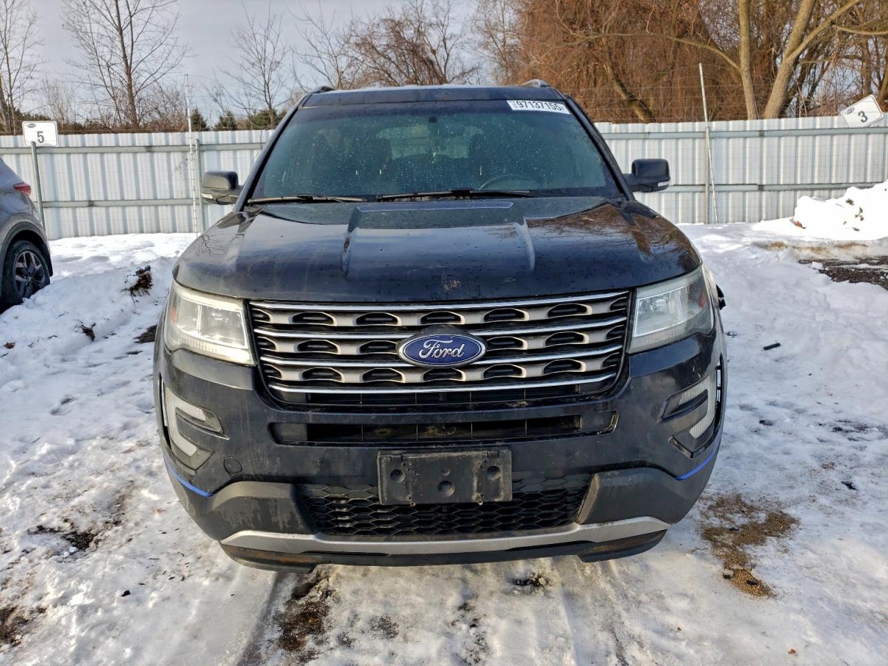 2016 FORD EXPLORER XLT photo 5