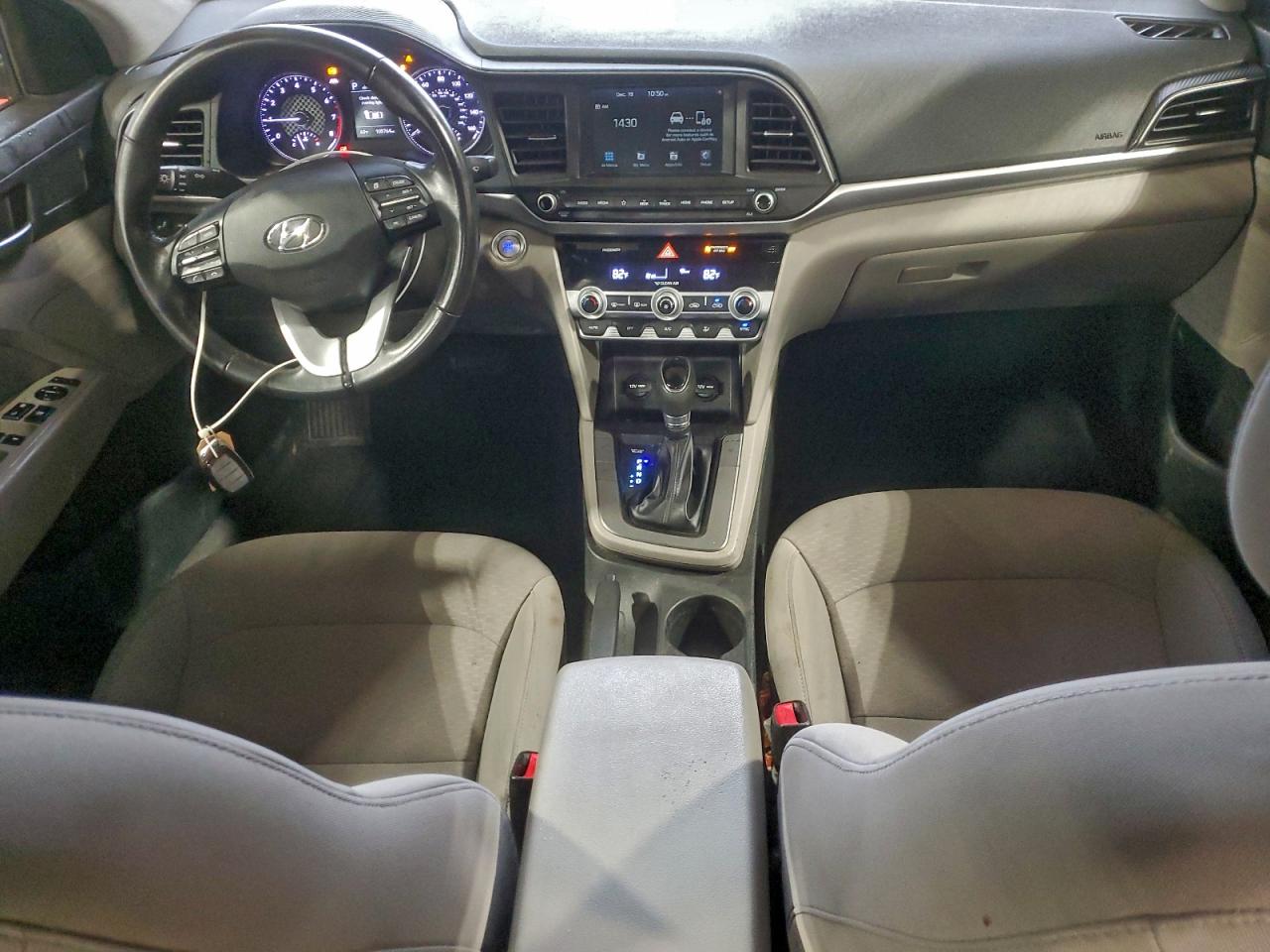 2020 HYUNDAI ELANTRA SEL photo 15