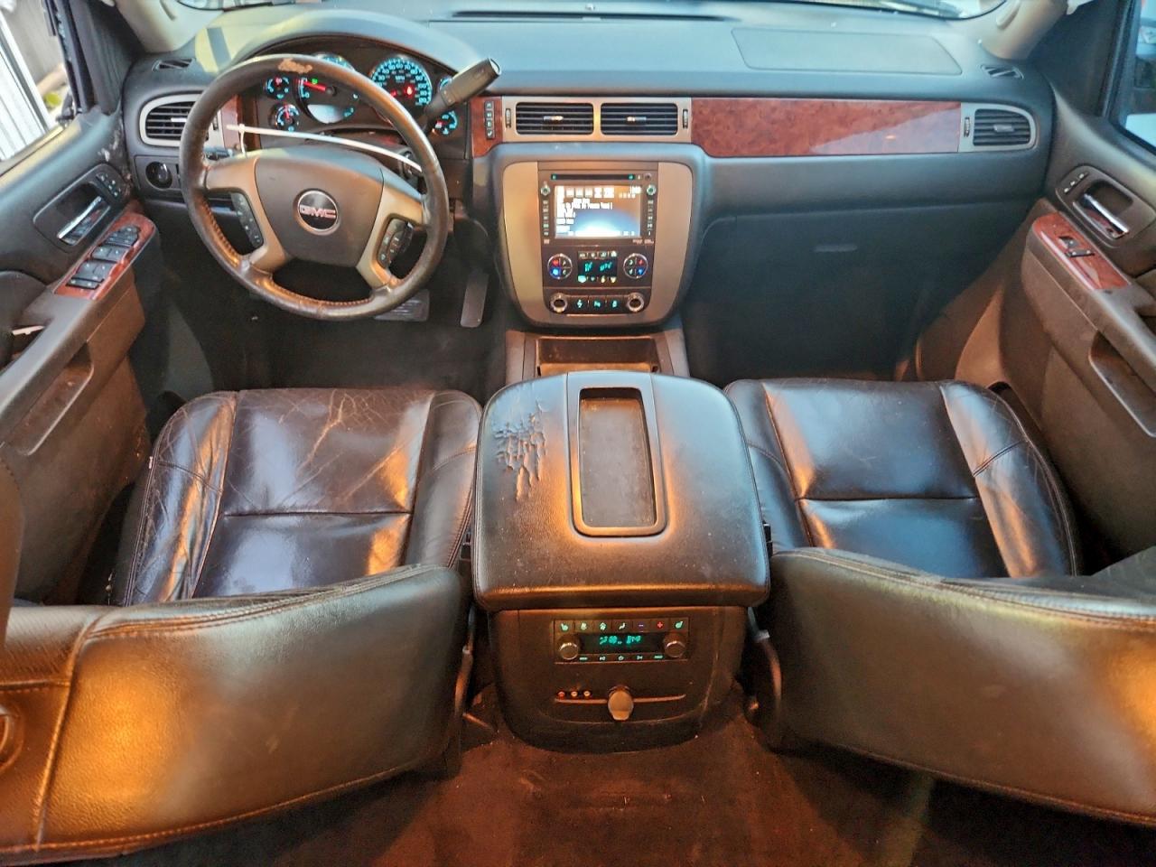 2012 GMC YUKON XL C1500 SLT photo 29