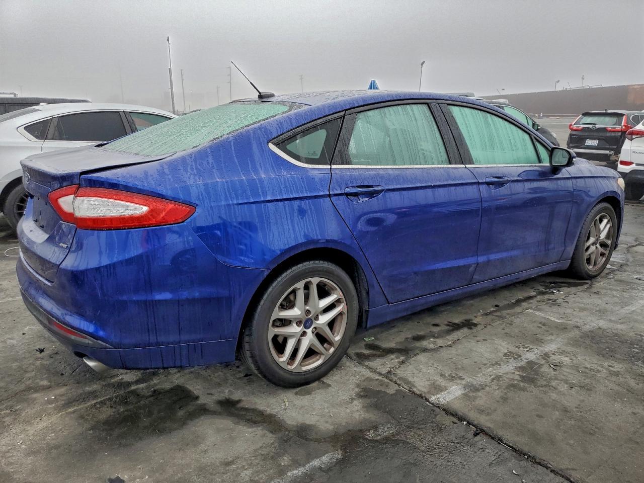 2016 FORD FUSION SE photo 5
