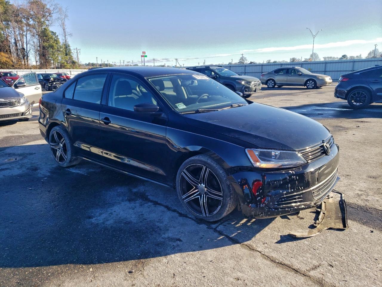 2012 VOLKSWAGEN JETTA BASE photo 4