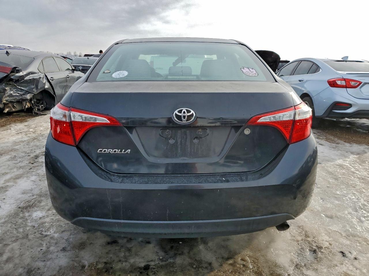 2015 TOYOTA COROLLA L photo 6