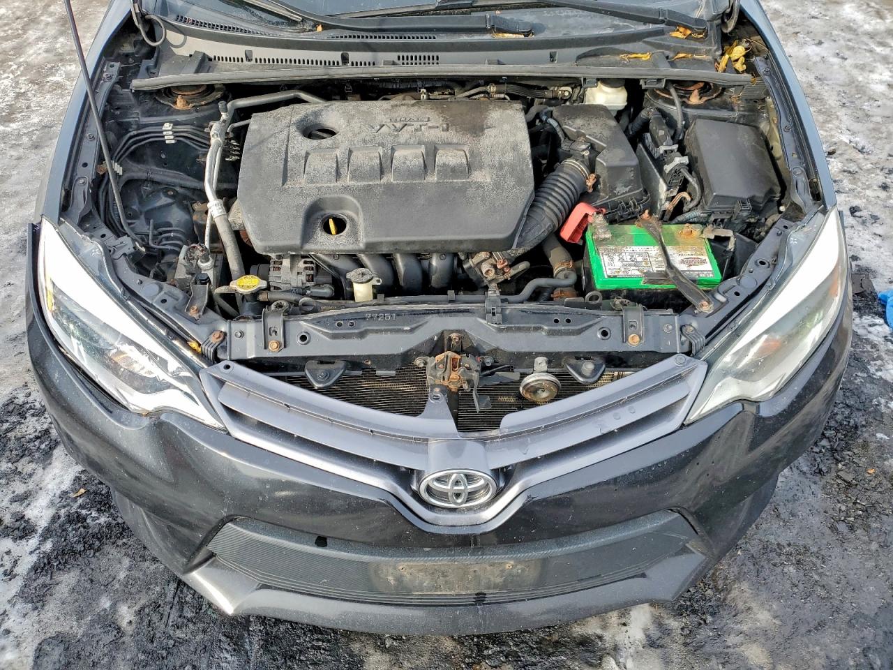 2015 TOYOTA COROLLA L photo 11