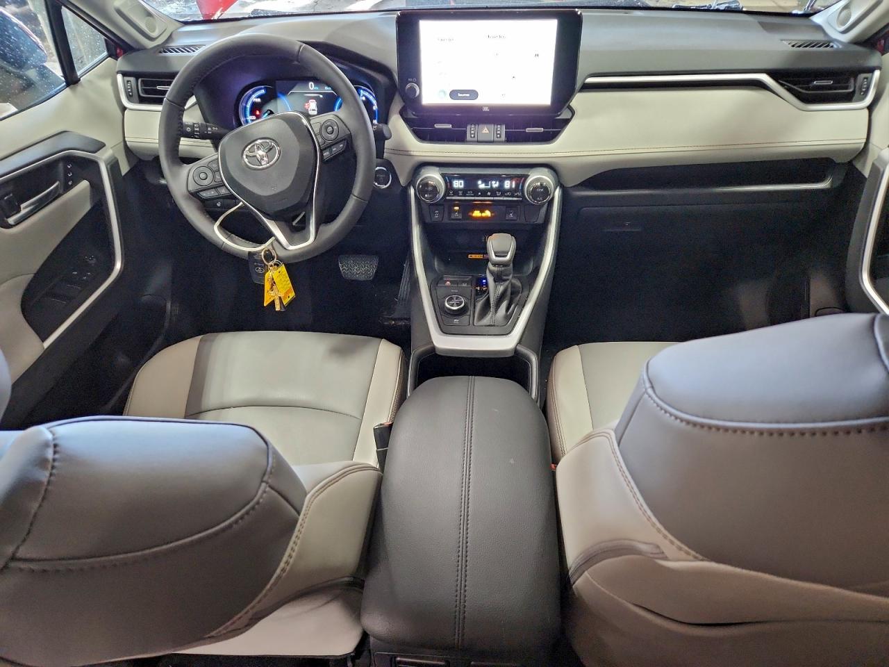 2025 TOYOTA RAV4 XLE PREMIUM photo 8