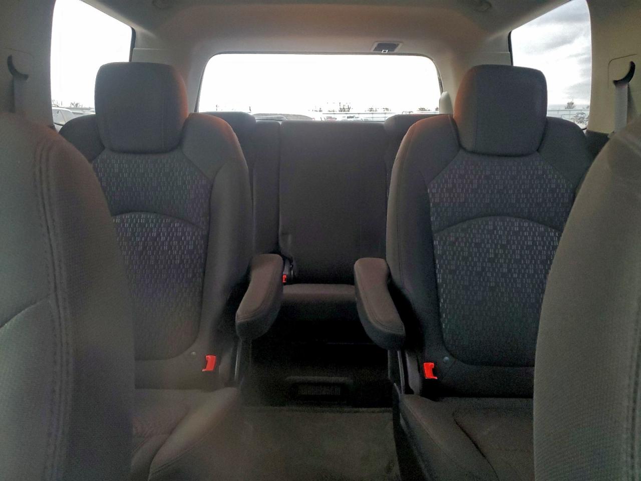 2010 GMC ACADIA SLE photo 10