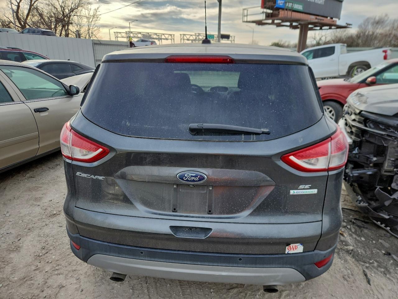 2016 FORD ESCAPE SE photo 16