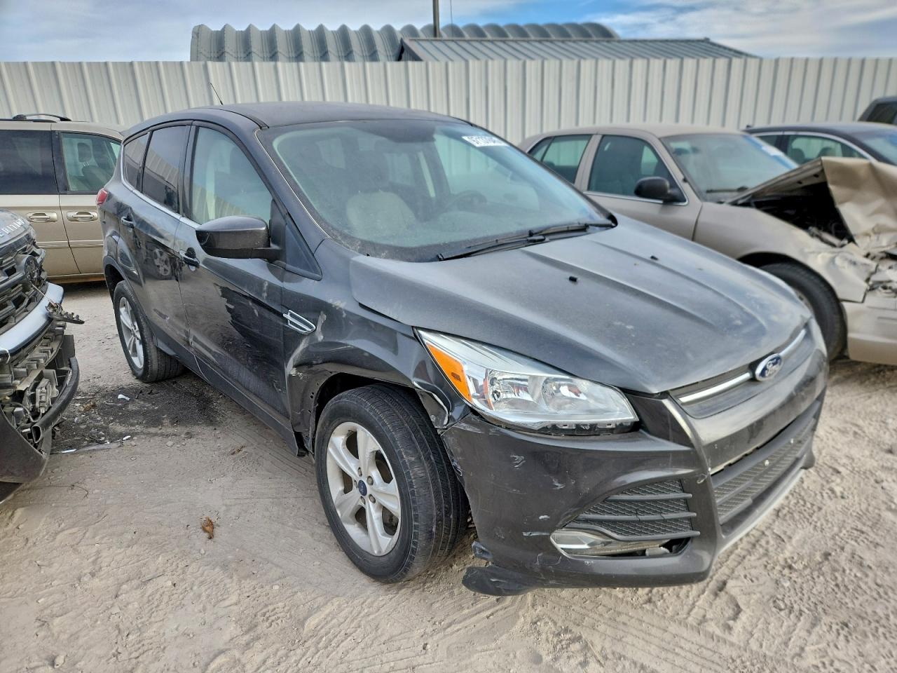 2016 FORD ESCAPE SE photo 10
