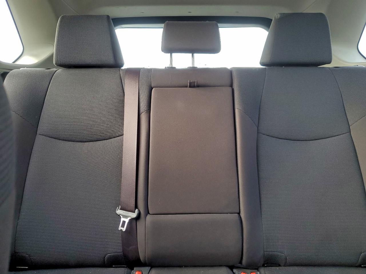 2019 TOYOTA RAV4 LE photo 10