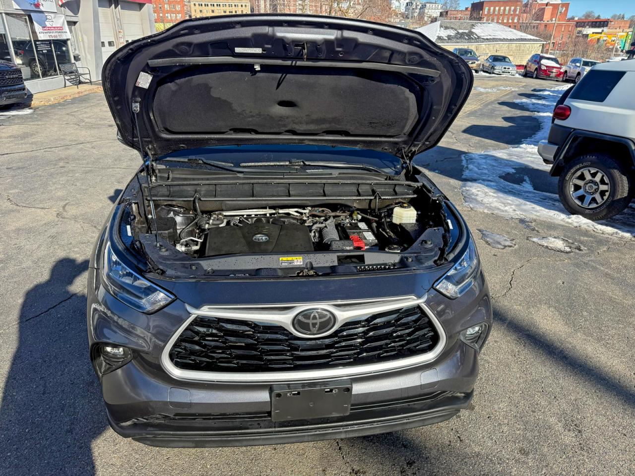 2020 TOYOTA HIGHLANDER XLE photo 10