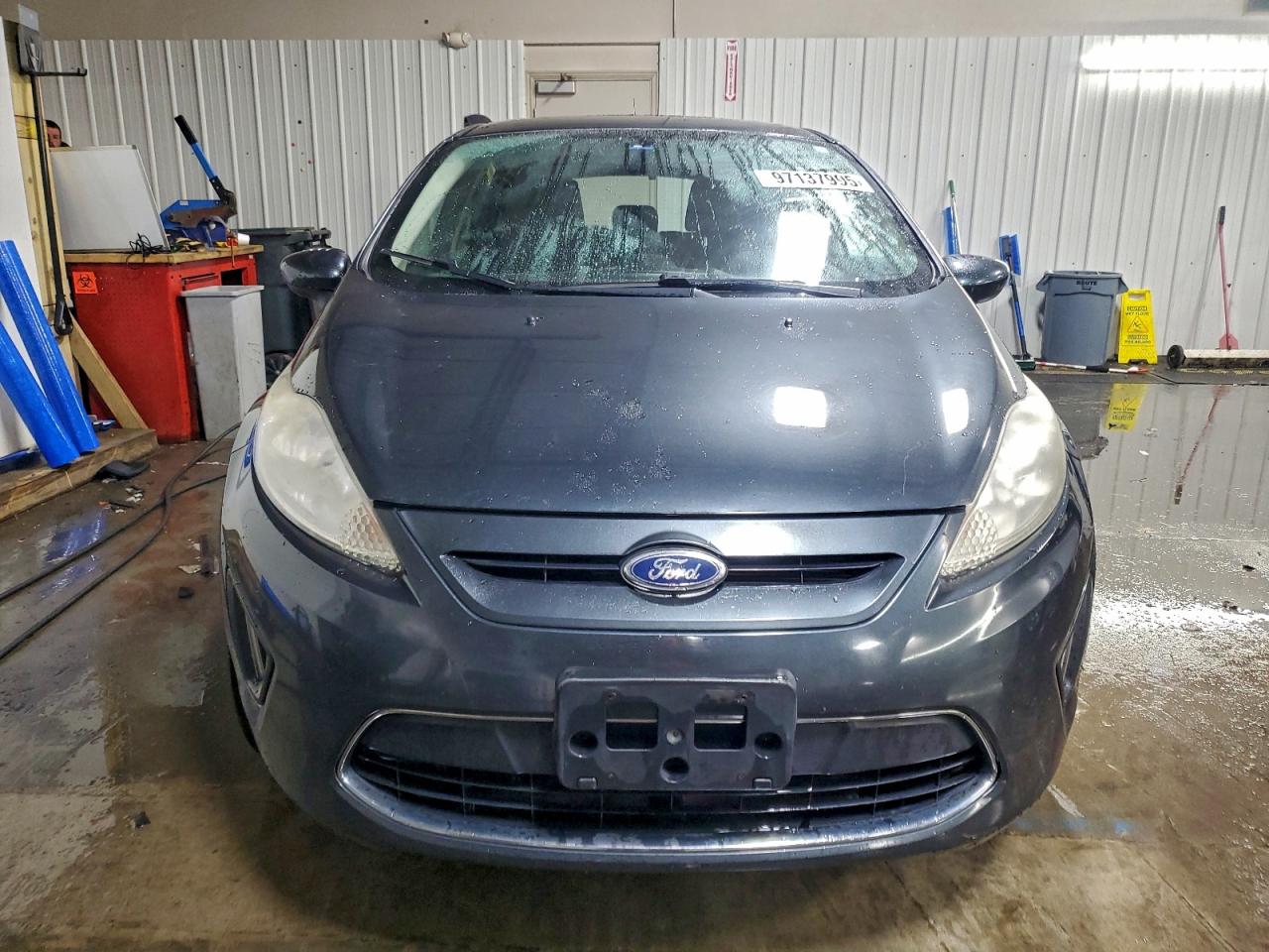 2011 FORD FIESTA SE photo 5