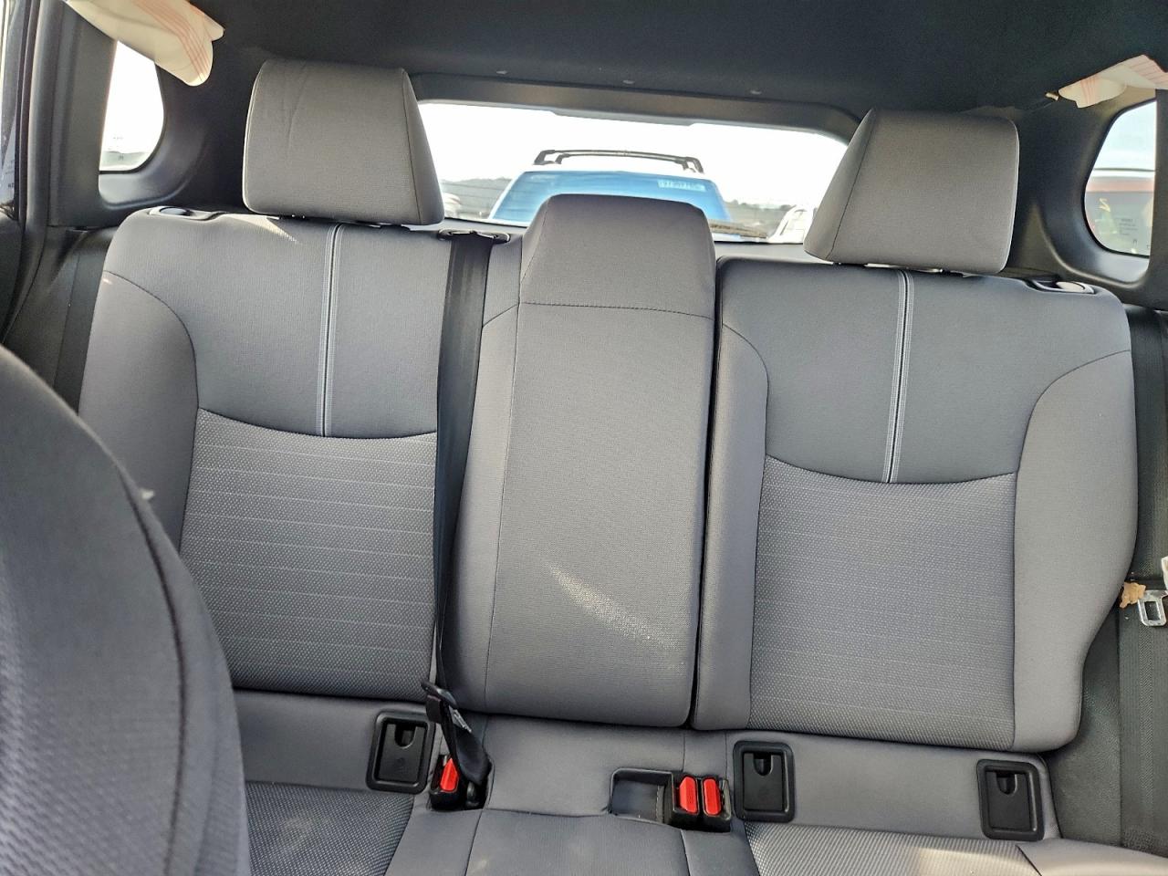 2024 TOYOTA COROLLA CROSS SE photo 19