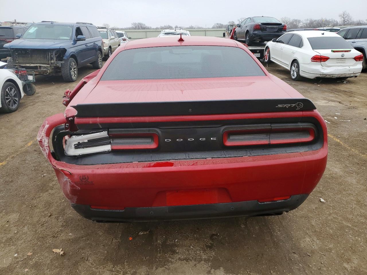 2016 DODGE CHALLENGER SRT HELLCAT photo 11
