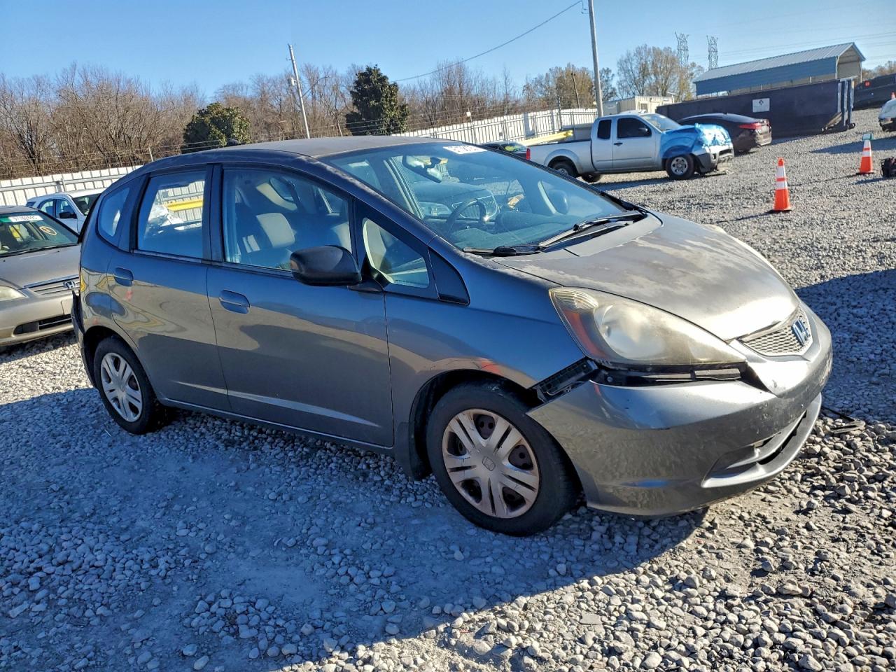 2011 HONDA FIT photo 4