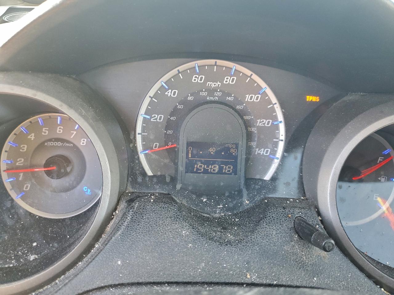 2011 HONDA FIT photo 9