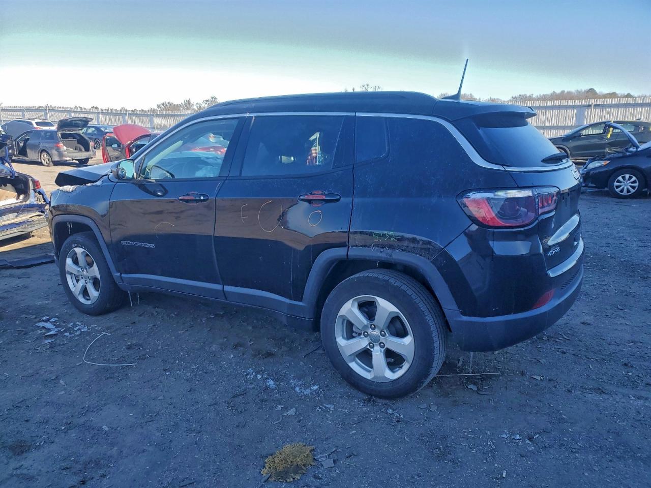 2021 JEEP COMPASS LATITUDE photo 2