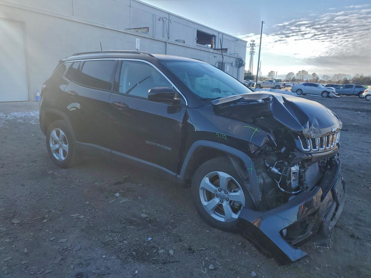 2021 JEEP COMPASS LATITUDE photo 4