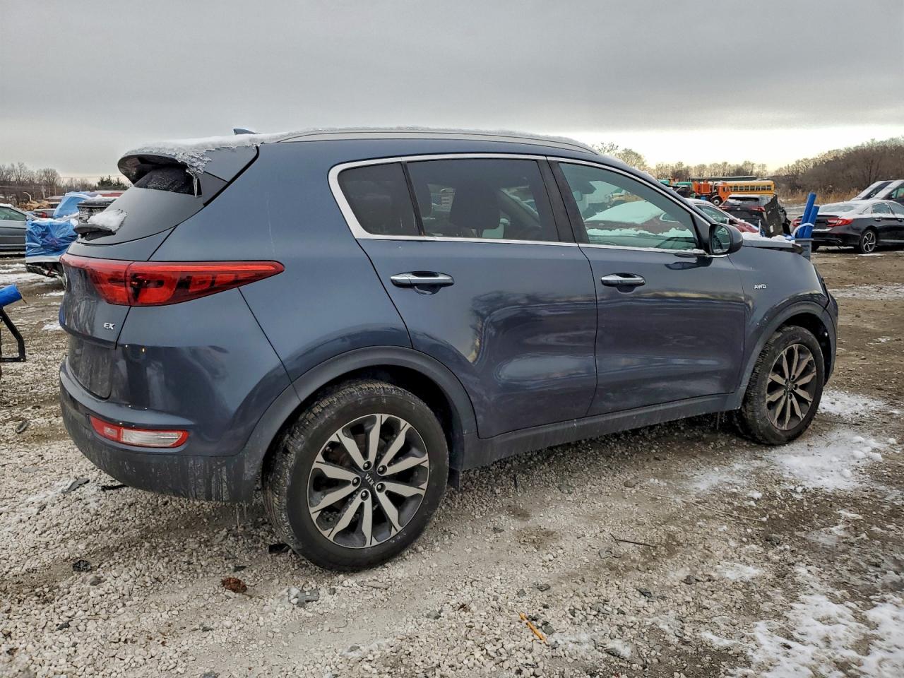 2017 KIA SPORTAGE EX photo 3
