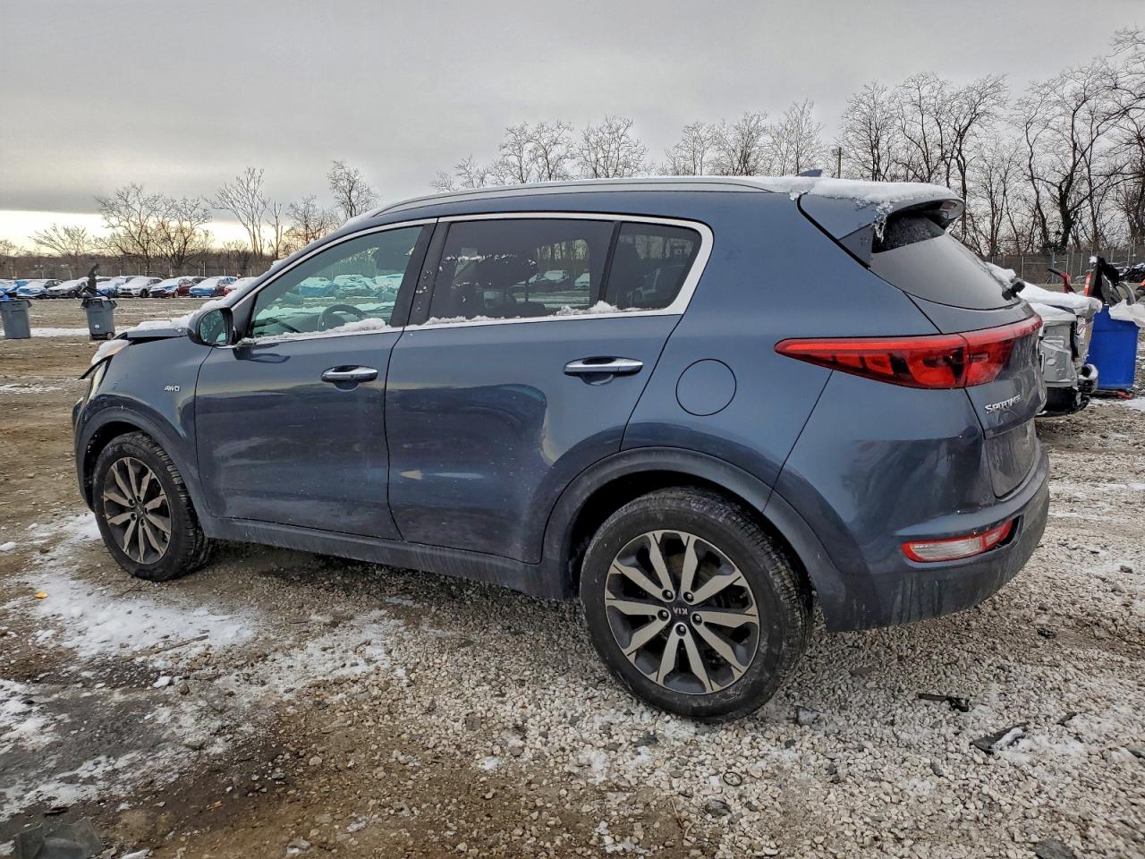2017 KIA SPORTAGE EX photo 2