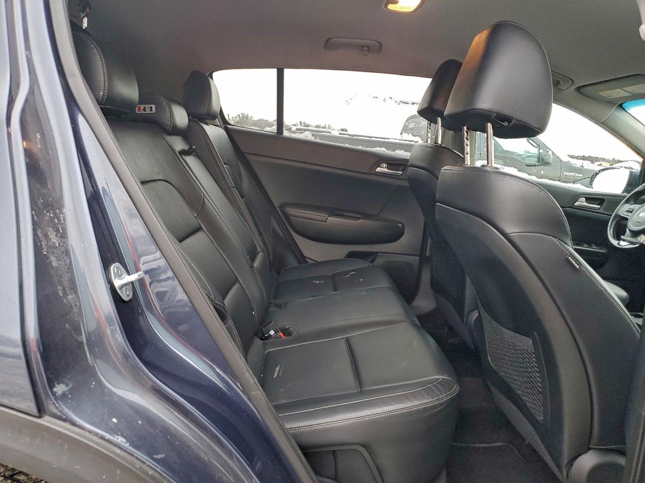 2017 KIA SPORTAGE EX photo 11