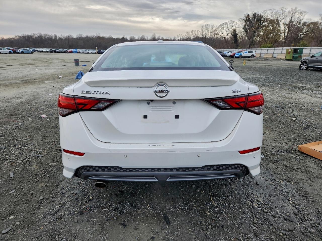 2022 NISSAN SENTRA SR photo 6