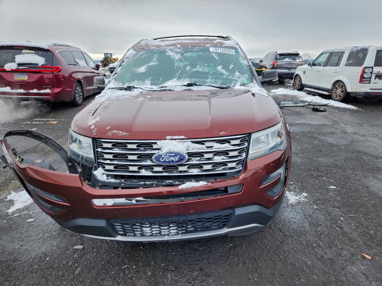2016 FORD EXPLORER XLT photo 5
