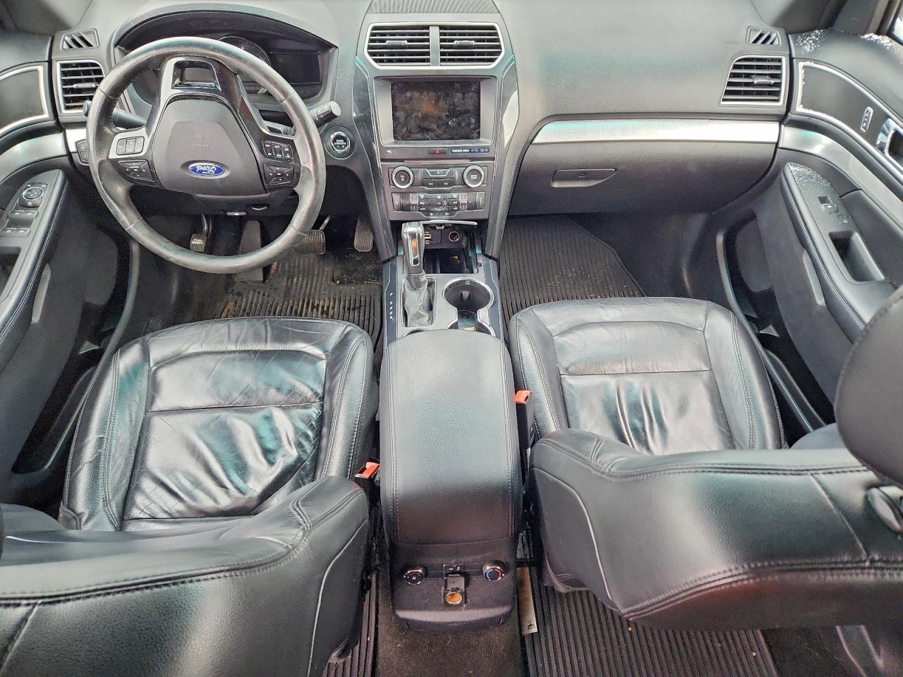 2016 FORD EXPLORER XLT photo 8
